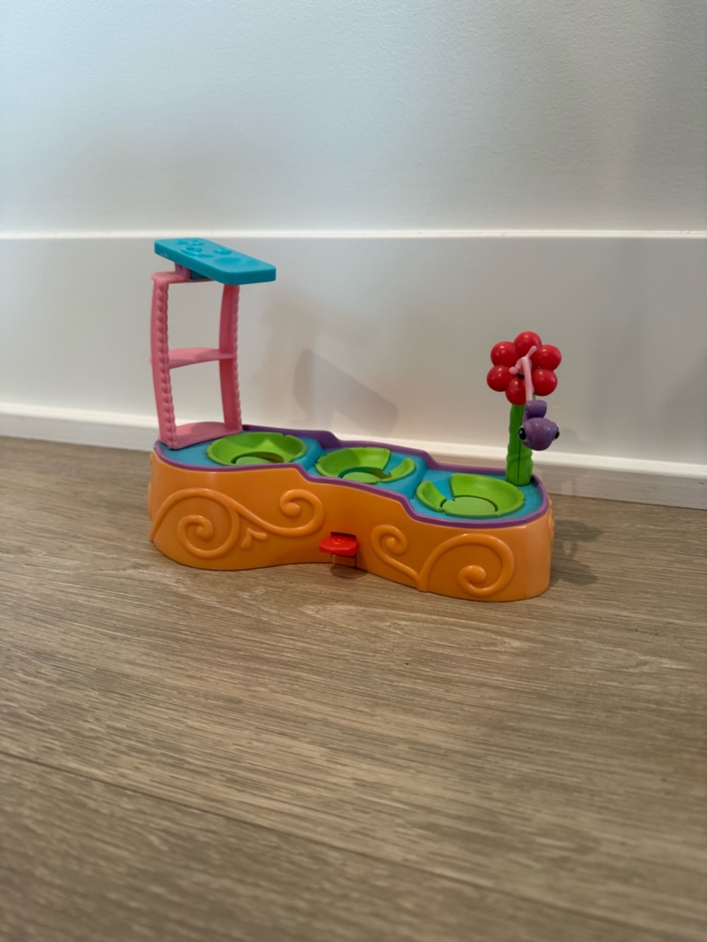 LEAPIN’ LAGOON PLAYSET Authentic Littlest Pet Shop Hasbro LPS